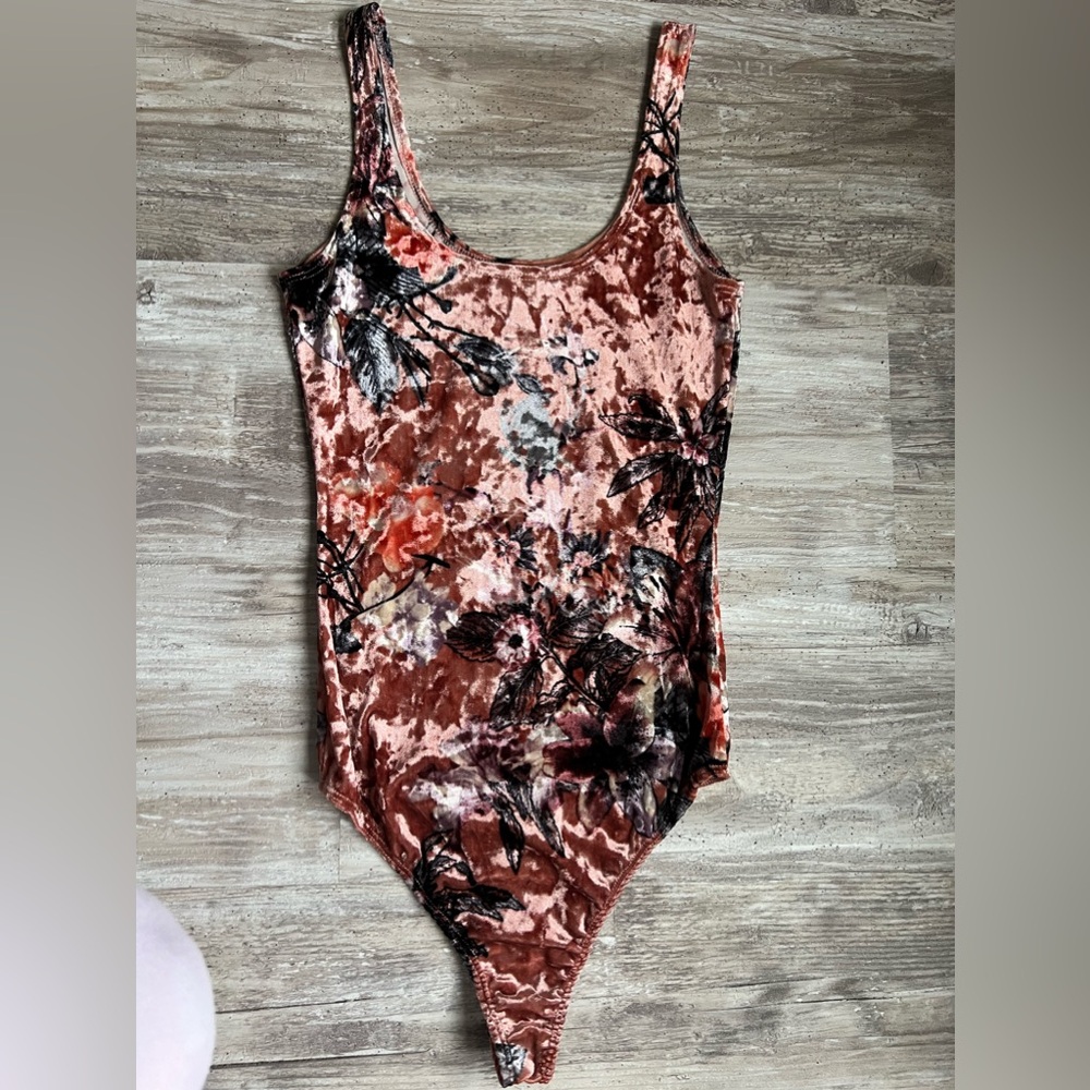 The Buckle brand Velvet bodysuit